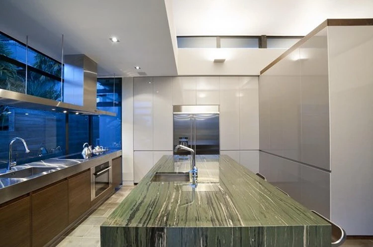 GRANITE VERDE BAMBOO KITCHEN BENCH