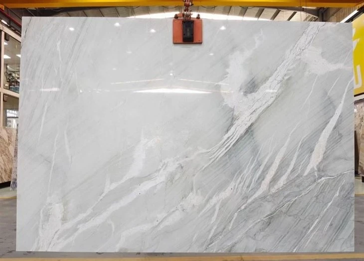 Nuage Quartzite Slab